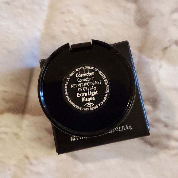 🌸BOBBI BROWN COLOR CORRECTOR IN THE COLOR (EXTRA LIGHT BISQUE). - Picture 6 of 11